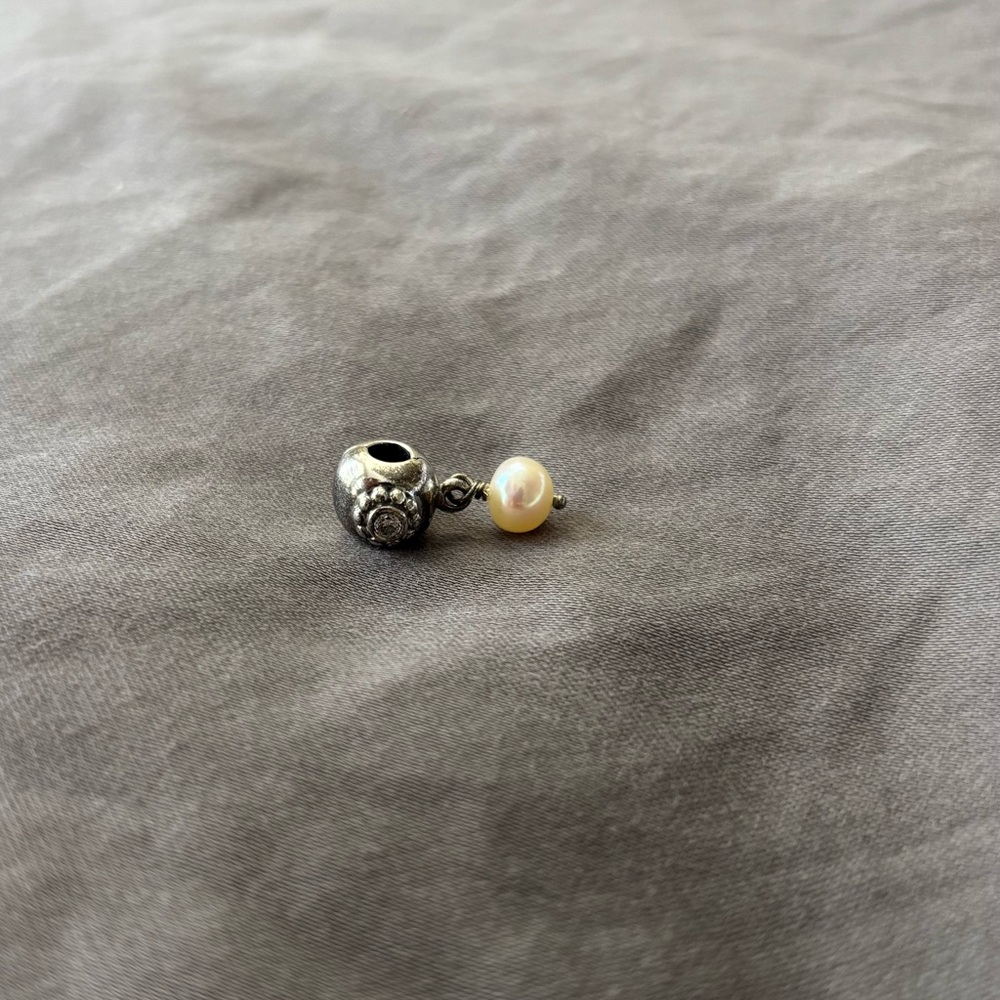 Pandora sterling silver pearl dangle charm with flower